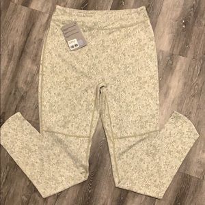 Brand new Gymshark Fleur Texture Leggings